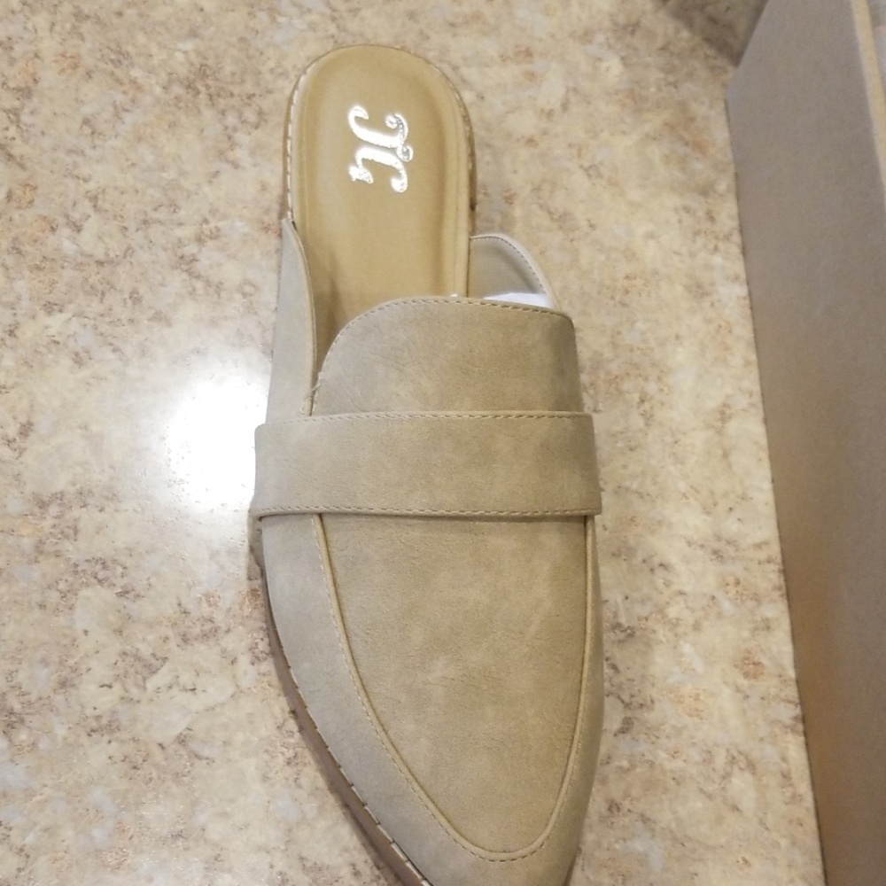 Keely Mules